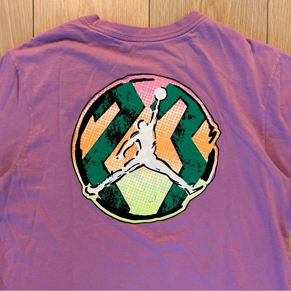 Nike Air Jordan Pink T-shirt Size Small - Picture 3 of 6